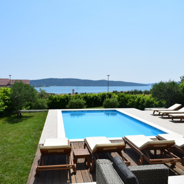 Villa Nikol, Villa Nikol with Heated Pool, Dalmatia, Split Riviera, Croatia Ka&scaron;tel Sućurac