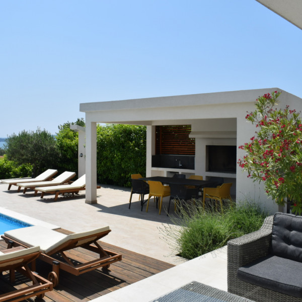 Villa Nikol, Villa Nikol with Heated Pool, Dalmatia, Split Riviera, Croatia Ka&scaron;tel Sućurac