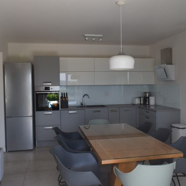 Keuken, Villa Nikol, Villa Nikol met verwarmd zwembad, Dalmatië, Split Riviera, Kroatië Kaštel Sućurac