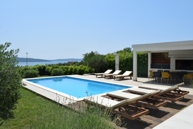 Villa Nikol, Villa Nikol with Heated Pool, Dalmatia, Split Riviera, Croatia Ka&scaron;tel Sućurac