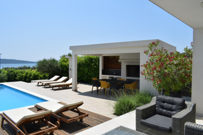 Exterior, Villa Nikol with Heated Pool, Dalmatia, Split Riviera, Croatia Ka&scaron;tel Sućurac