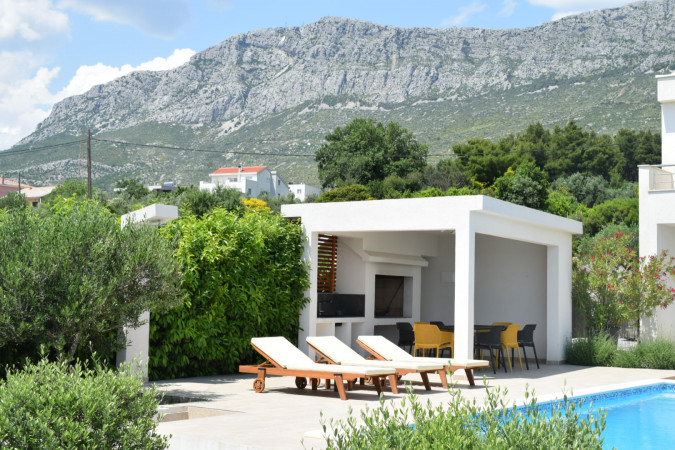 Exterior, Villa Nikol with Heated Pool, Dalmatia, Split Riviera, Croatia Ka&scaron;tel Sućurac